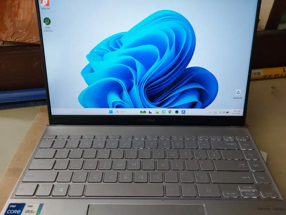 Laptop sultan asus zenbook UX425EA core i7 Gen11 Ram 16