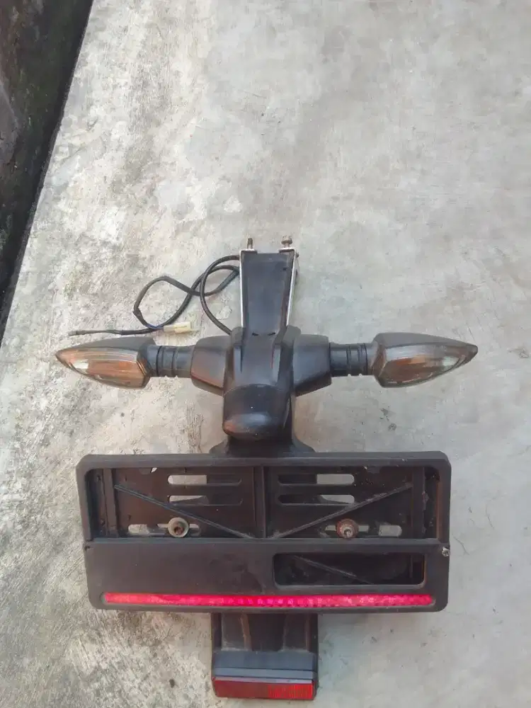 Spakbor belakang ORI R15 V2/V1