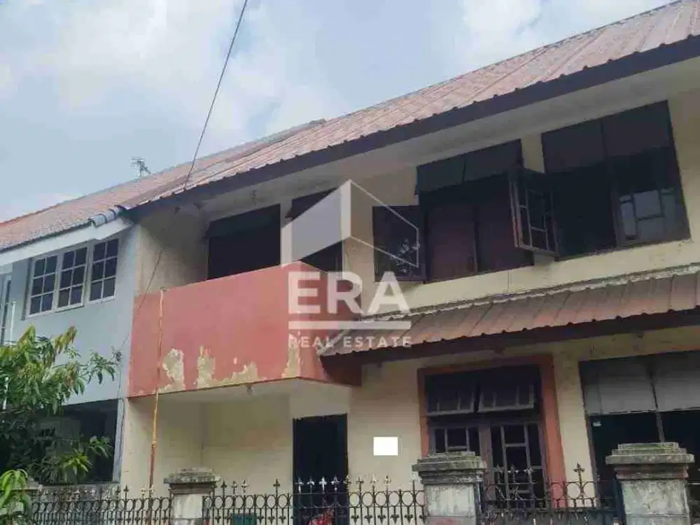 Rumah Luas di Cempaka Putih Timur Jakarta Pusat