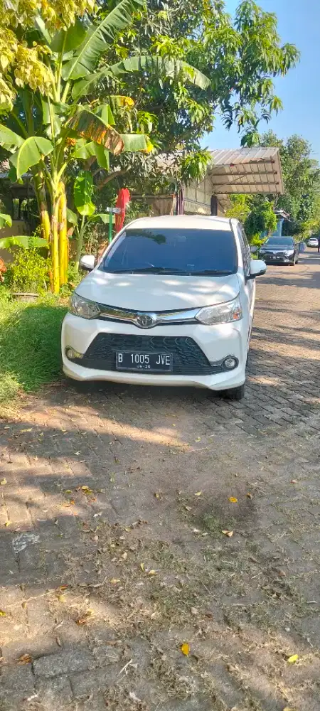 Toyota avanza veloz