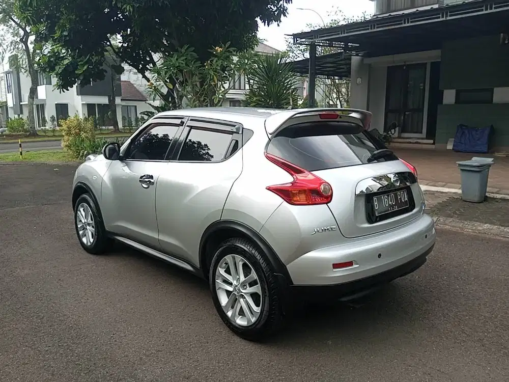 Juke tipe tertinggi keyless