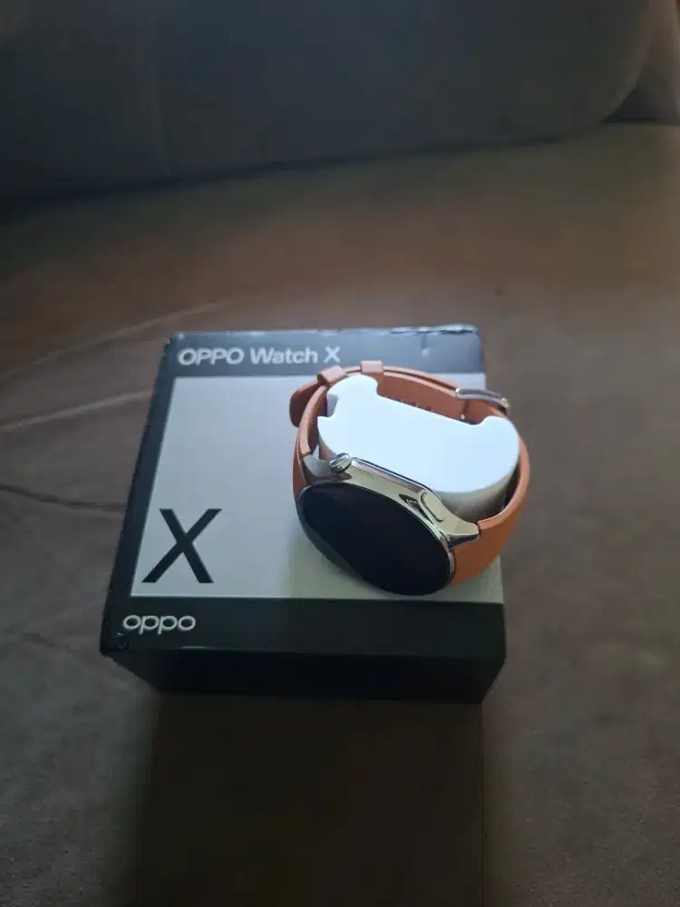 Oppo watch  X
like New