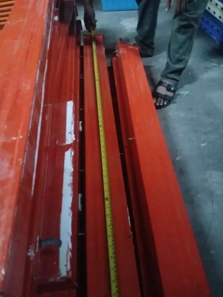 Di Jual Cepat Besa untuk Office/Gudang 2 lantai