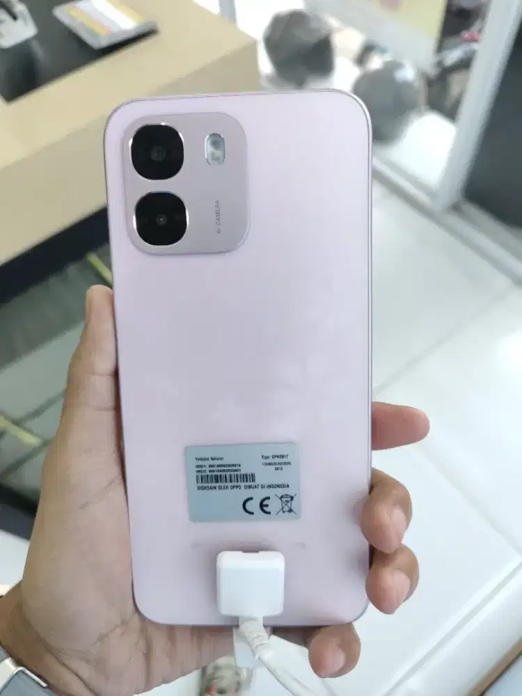 Oppo A6 6/128GB Cicilan 0% Menggunakan Kredivo