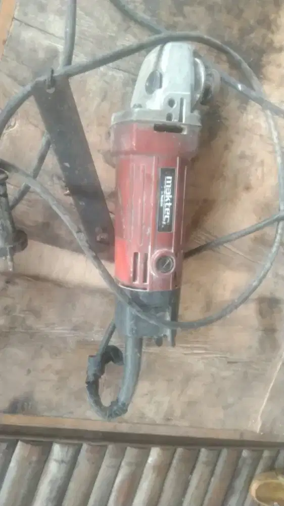 Gerinda maktec by makita