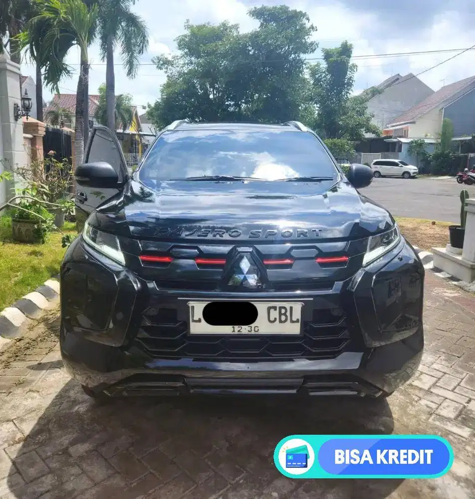 Pajero Sport Dakar 4x2 AT 2025 Hitam KM Rendah Like New Tangan Pertama