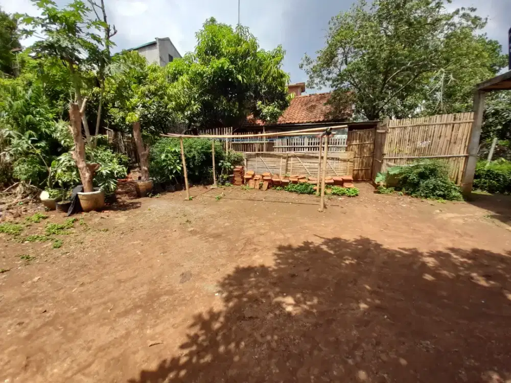 Dijual tanah lokasi pinggir jalan besar. Lokasi stategis