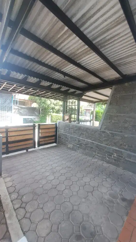 Rumah adem siap huni 1 lantai di turangga buah batu jalan lebar
