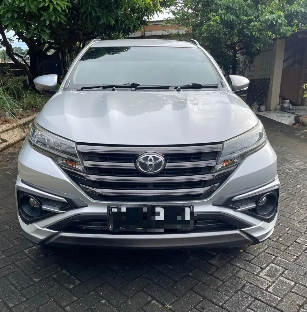 TOYOTA RUSH GR SPORT 1.5 AT