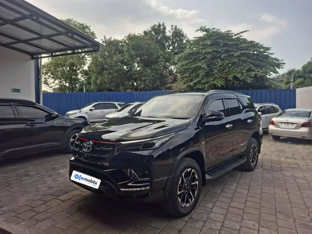 Hot Sale - Toyota Fortuner 2.7 4x2 SRZ Bensin-AT