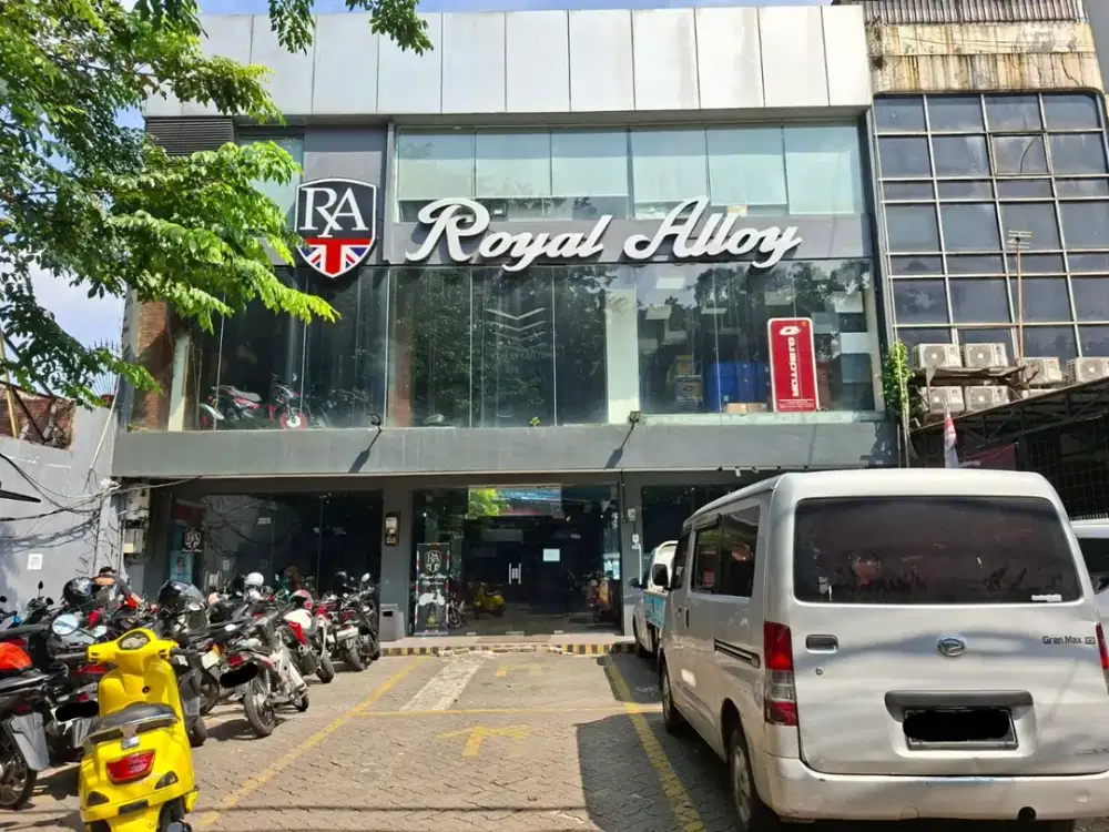 Ruko 3 Lantai Strategis dan Murah di Kawasan Kebon Jerukdekat dengan Mall Senayan City
