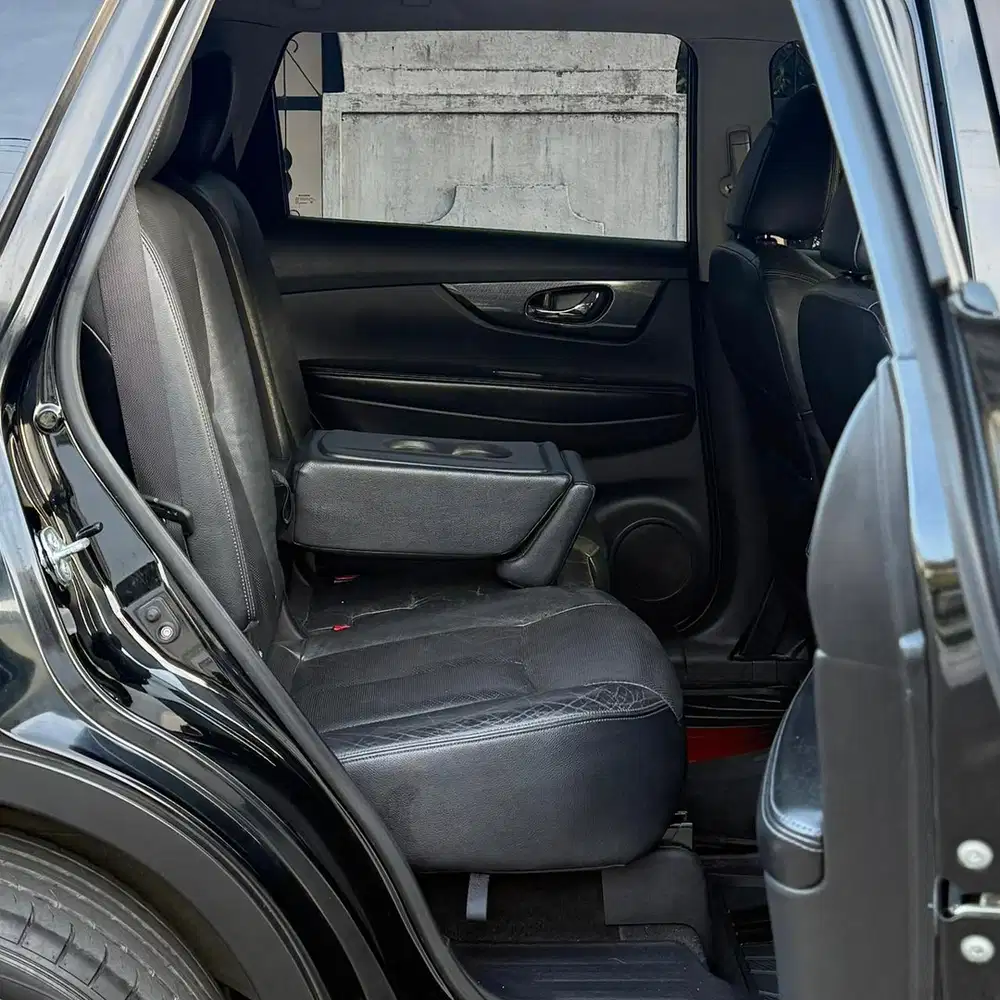 Nissan X-Trail 2015 Bensin