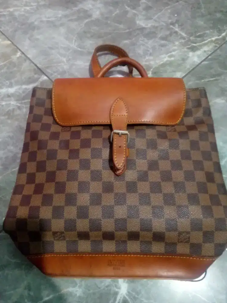 Tas wanita branded old