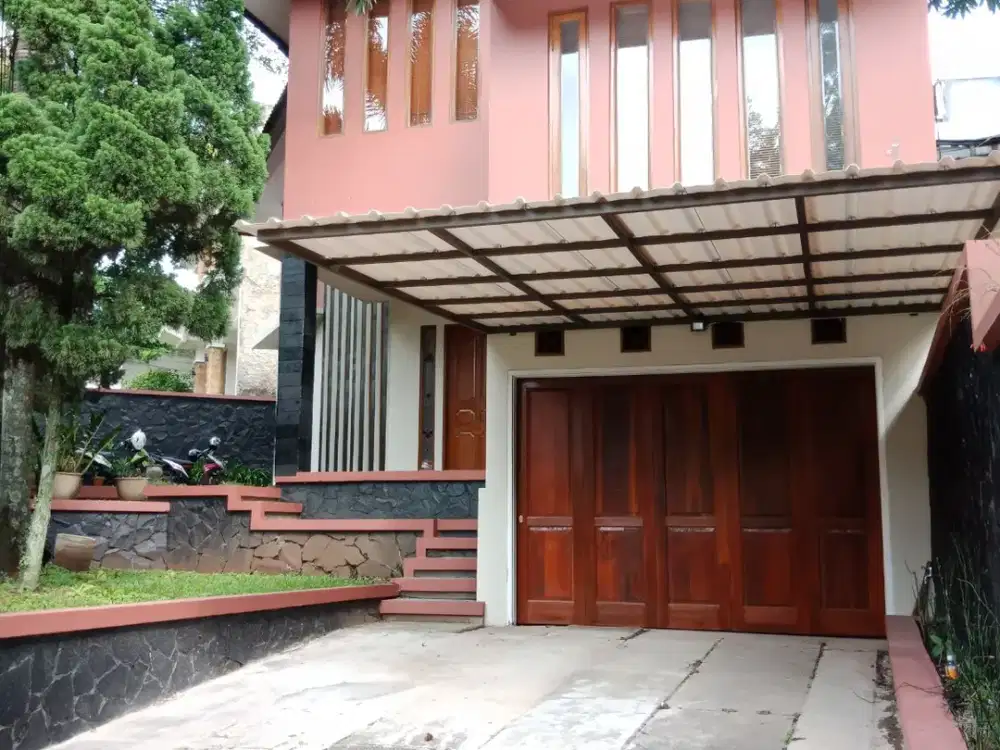 JALAN UTAMA DRG SOETAMI SEBRANG SETRASARI MALL, DEKAT UNIN MARANATHA, NEGO!