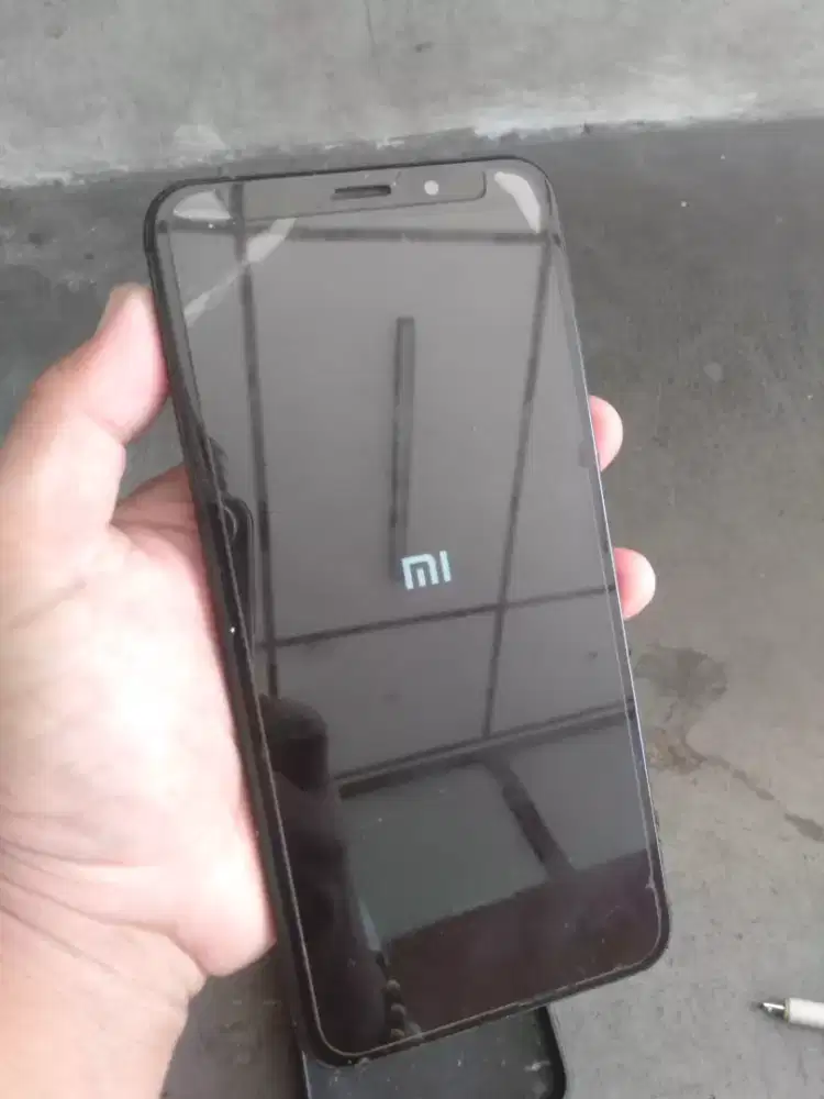 Jual redmi 5 plus 3/32gb minus