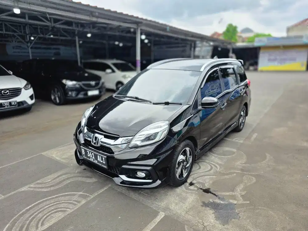 Mobilio RS Matic 2016 Dp 8 Juta
