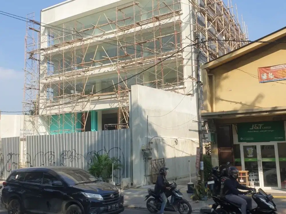 Dijual Gedung Baru Bangun Di Klender Jakarta Timur