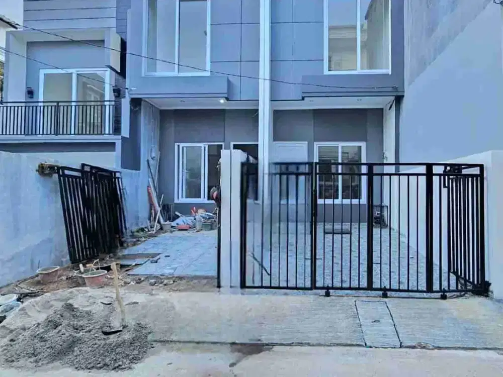 Dijual Murah Rumah 2 Lantai Full Renovasi Seperti Baru di Kelapa Gading dekat Mall Summarecon