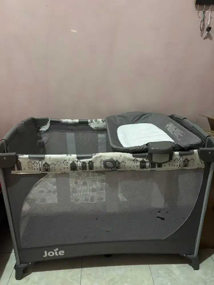 Preloved box bayi bekas merk joie