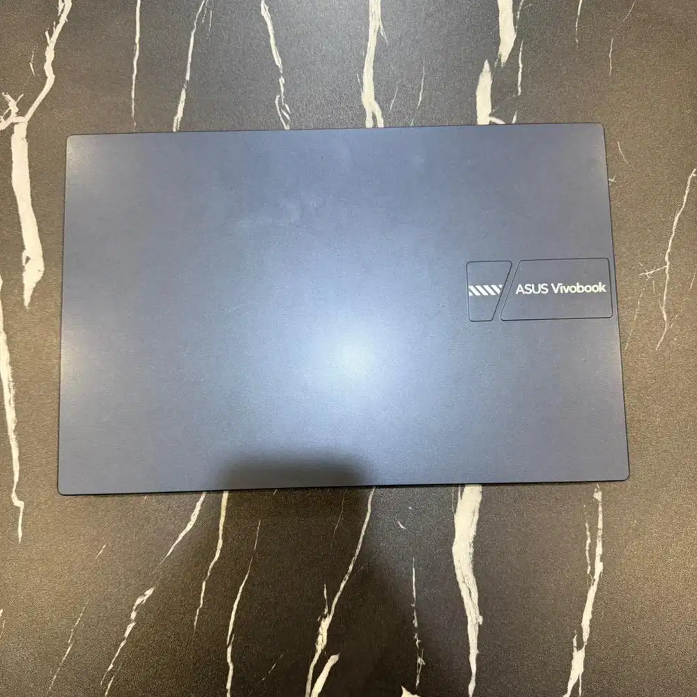 Laptop Asus Vivobook S14 tahun 2024