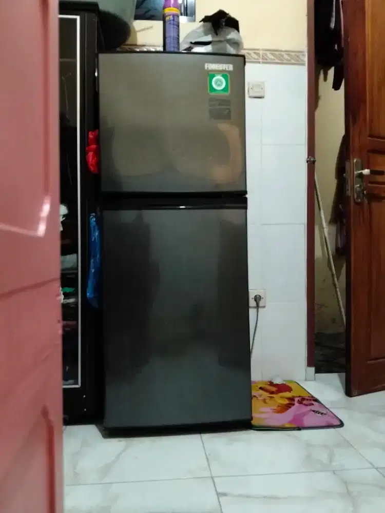 Dijual Kulkas Sharp 2 pintu