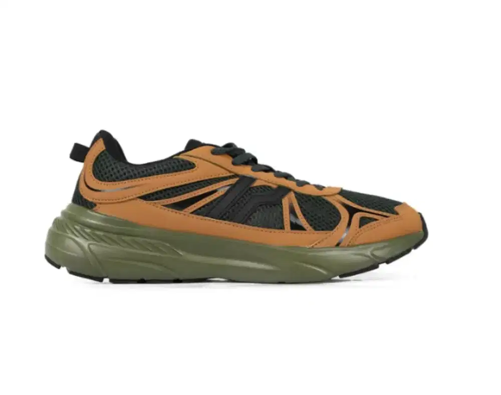 Sepatu sneakers Piero size 41