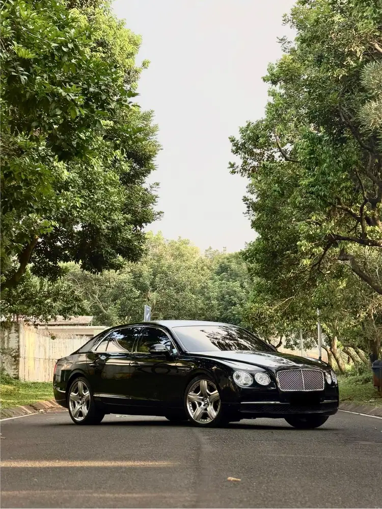 CASH Bentley Continental Flying Spur FACELIFT 2014 Low KM