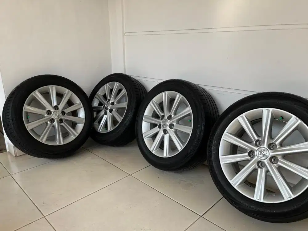 Velg Toyota Camry Hybrid
