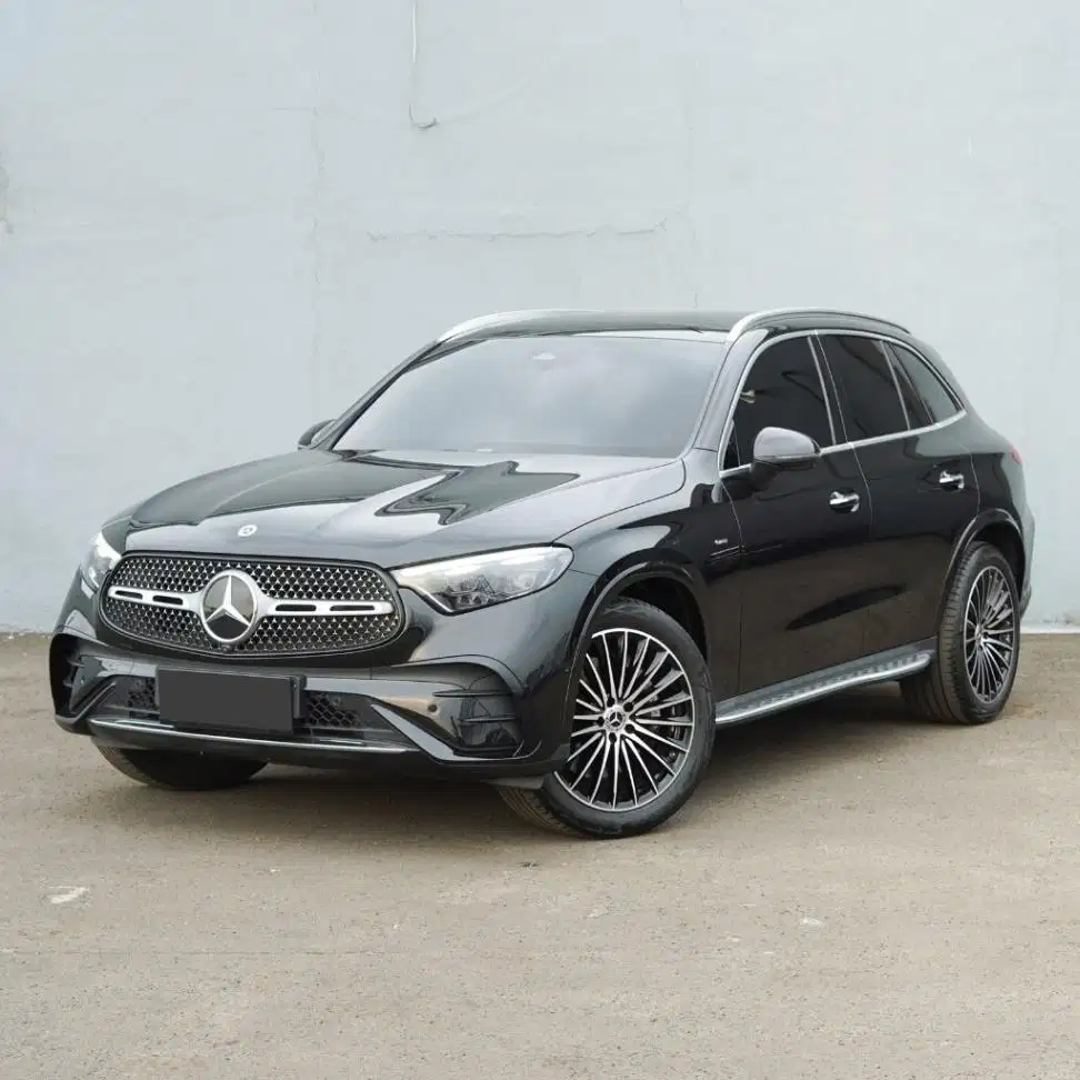 Mercedes Benz GLC300 AMG 2024