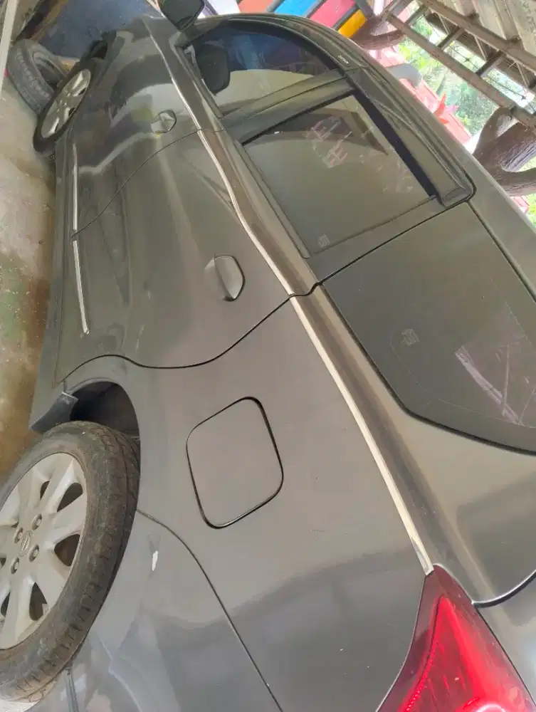 Jual mobil bekas