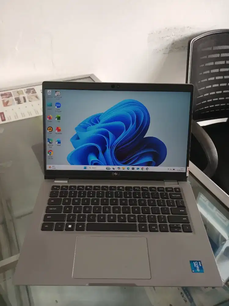 Laptop Dell Latitude 5320 Core I5 Gen 11 Ram 16 Touscreen, Intel Iris
