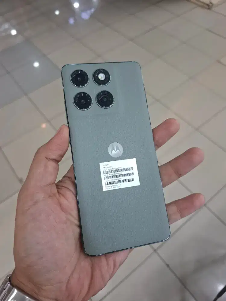 Motorola edge 60 pro 12/256 baru 3 hari pake