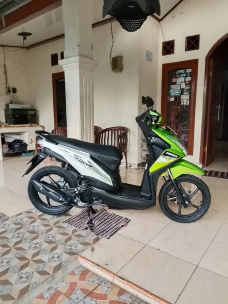 Honda beat fi tahun 2013