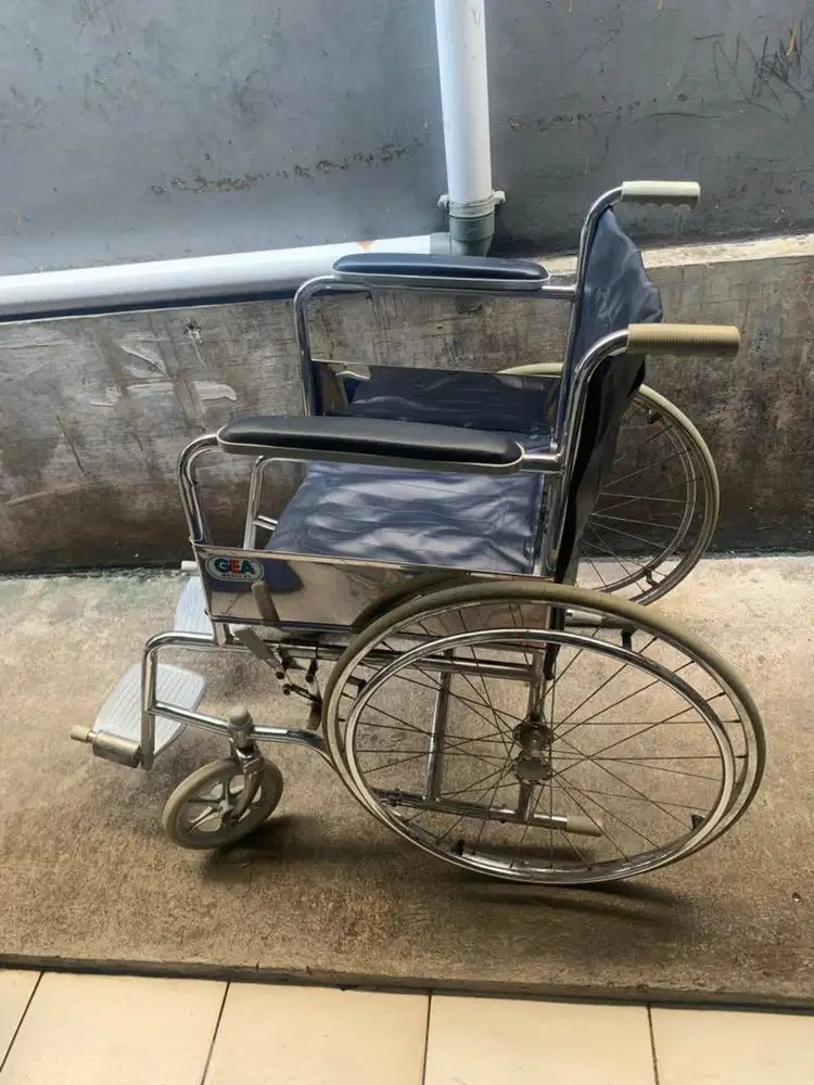 Kursi roda gea second
