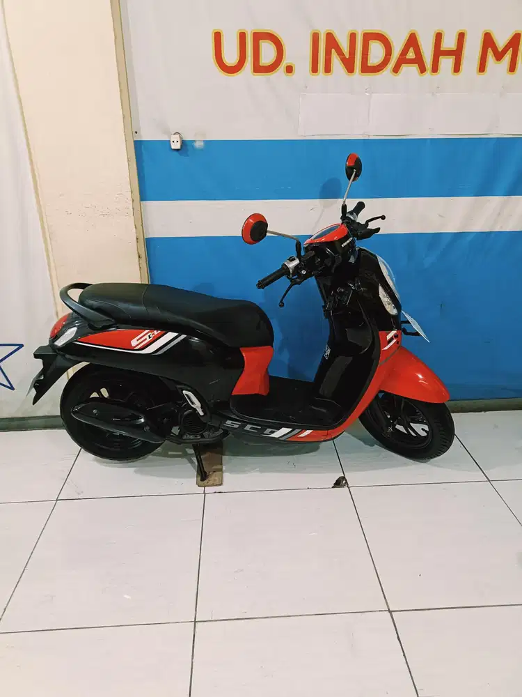 L Surabaya Honda SCOOPY ESP SPORTY FI ECO kredit DP PROMO 500rb