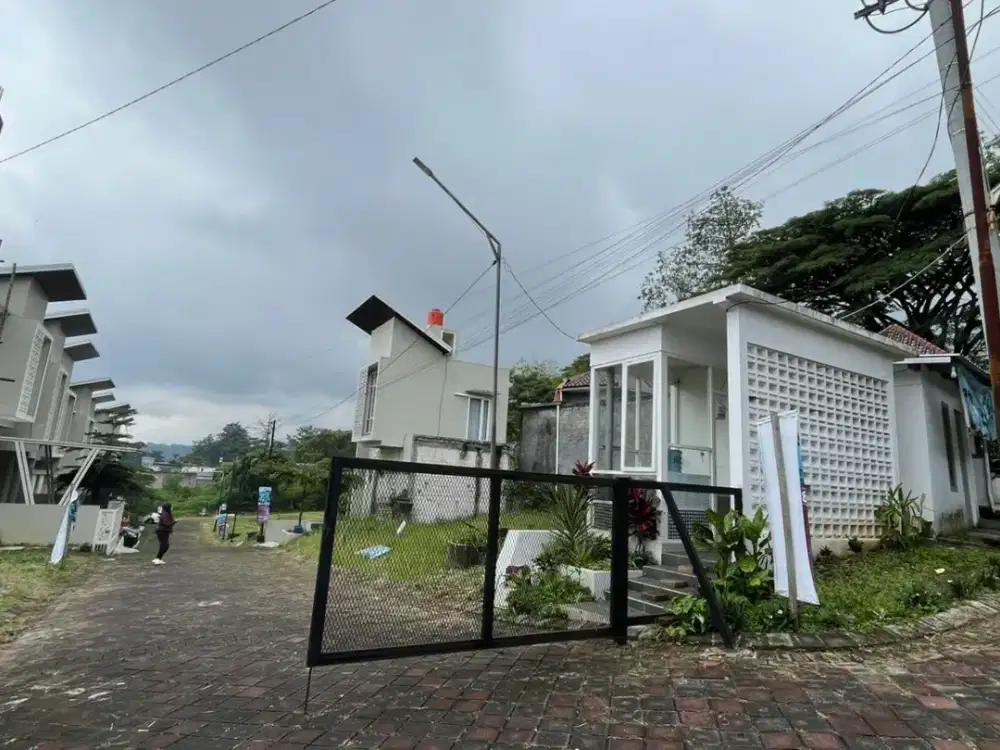 Villa Batu Dekat BNS Dijual Cepat Harga Nego Sampai Jadi
