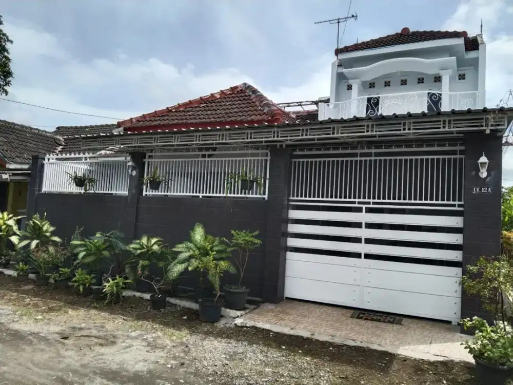 Rumah Pribadi Perumahan Taman Gading Tegal Besar Kecamatan Kaliwates Jember