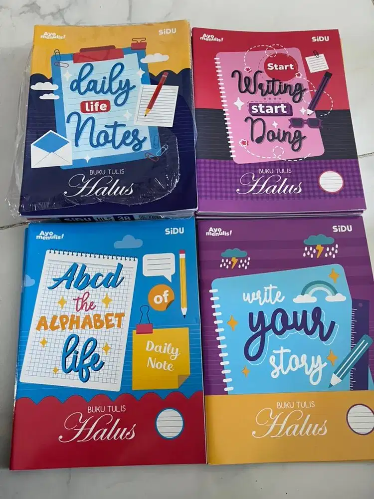 Buku garis tiga