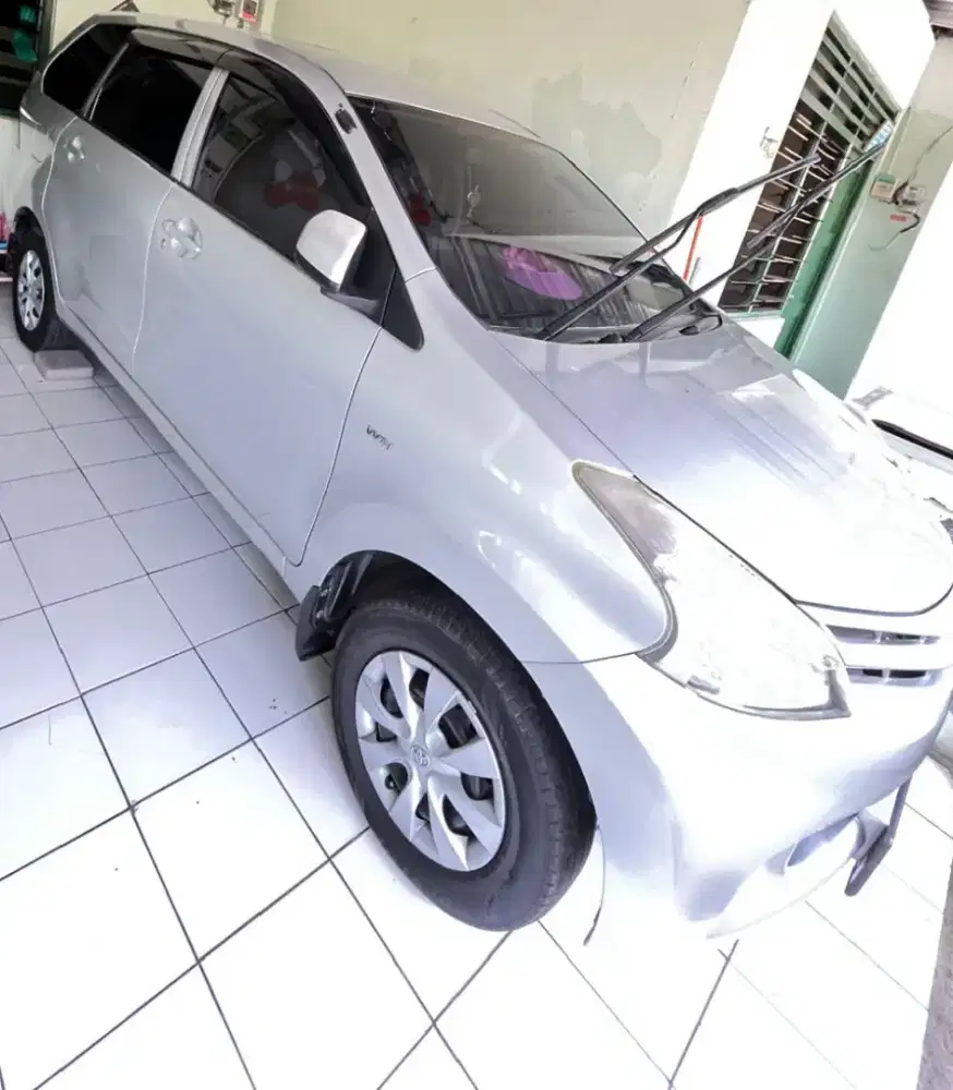 Toyota Avanza E 2014