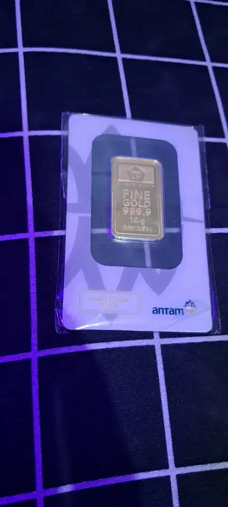 logam mulia antam 10 gram