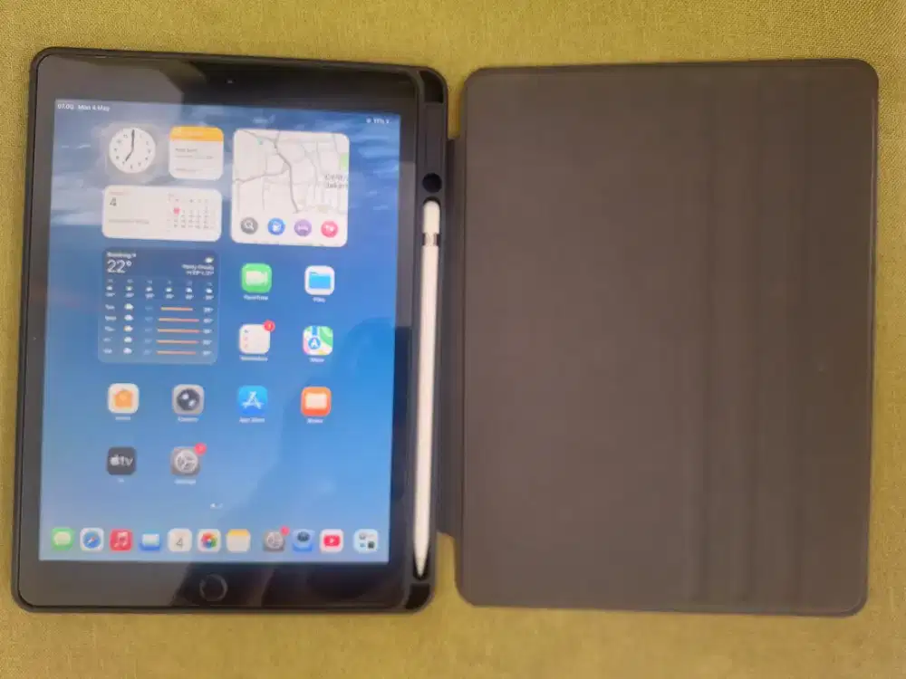 iPad Gen 8 32GB Wi-Fi Only + Apple Pencil Gen 1 Ori - NO MINUS!