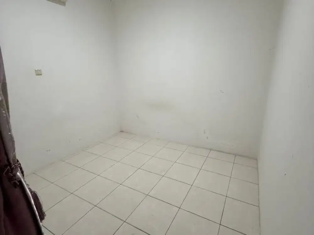 Disewa Rumah Permata Oriana Sektor 9
