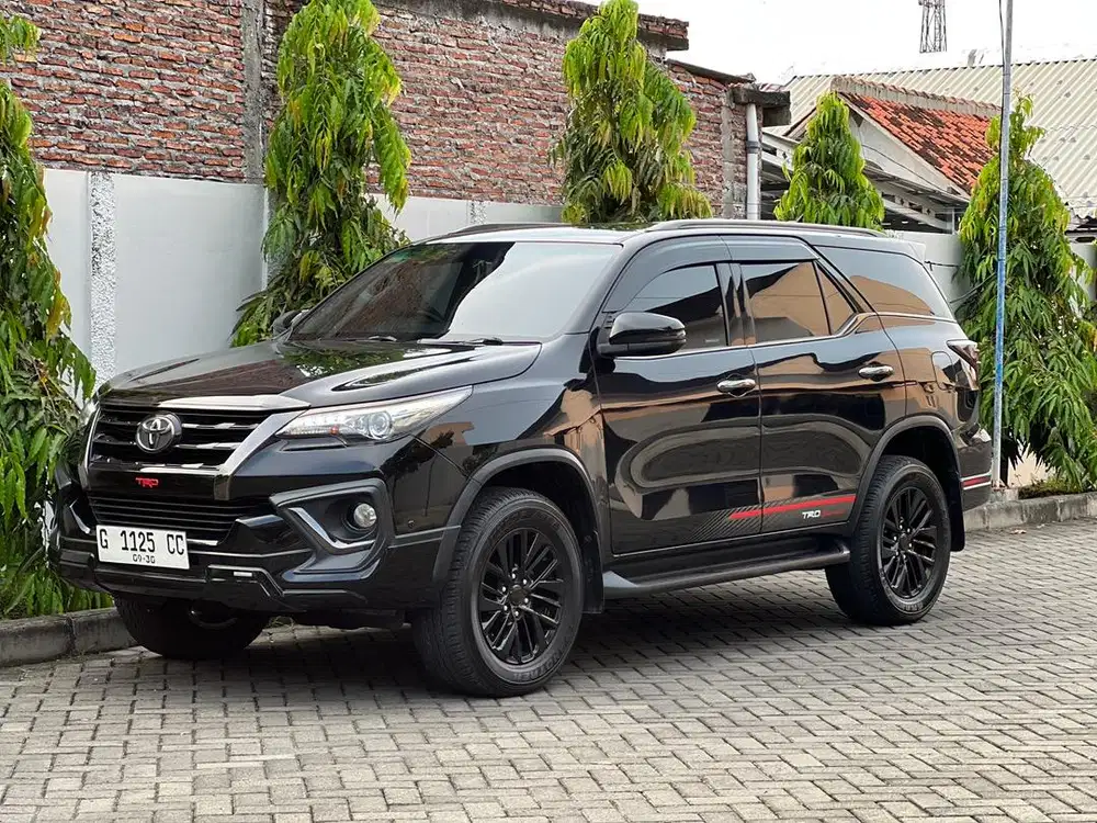Di Jual Mobil Pemakaian Pribadi