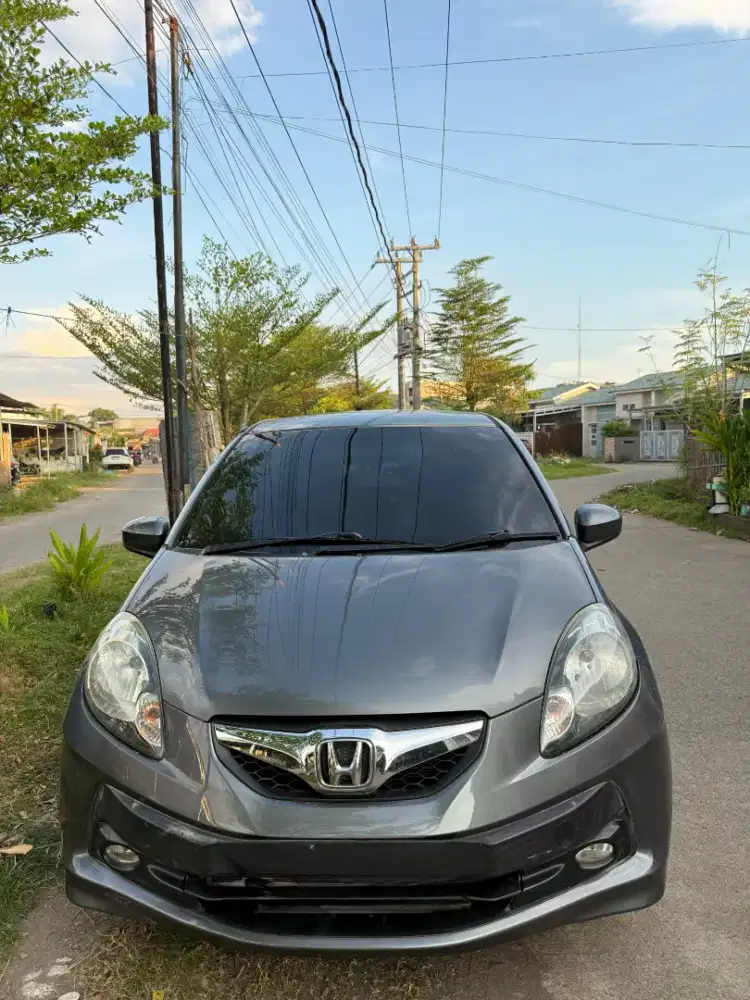 Dijual honda brio