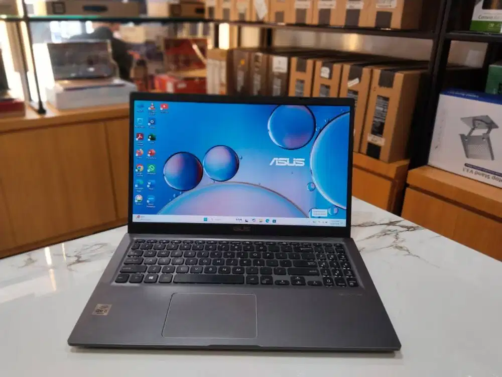 ASUS A516JA CORE I3-1005G1/RAM 8GB/SSD 256GB/15,6 INCH/SIAP PAKAI