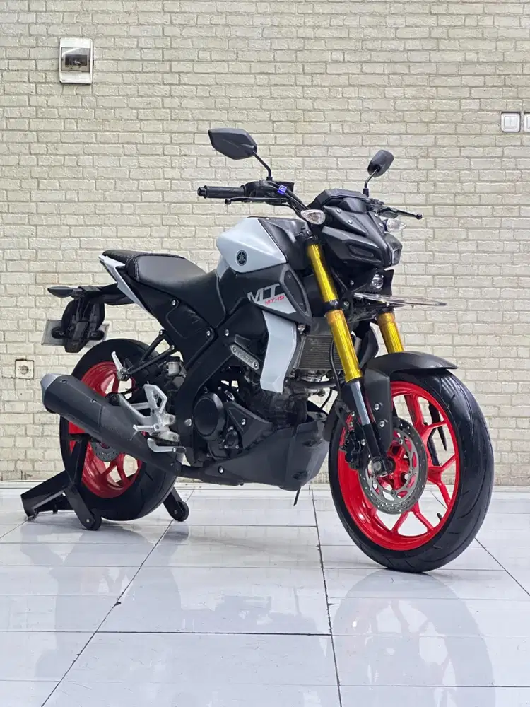 TERMURAH‼️Yamaha MT15 Naked 2019 Grey Favorit - Dava Mustika