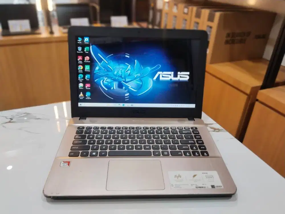 JUAL MURAH!! ASUS X441B AMD A4-9125/RAM 4GB/SSD 120GB/SIAP PAKAI