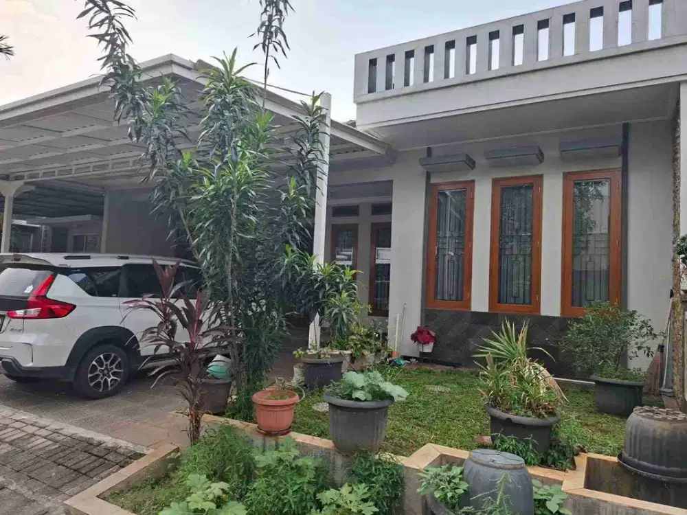 RUMAH BARU DI CLUSTER PREMIUM ROYAL GARDEN, GRAND GALAXY