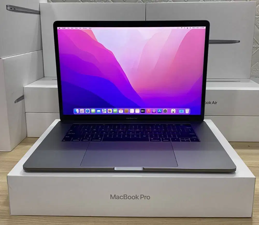 Macbook Pro 15 Inch 2019 (SALES - 16 GB - 256 SSD)