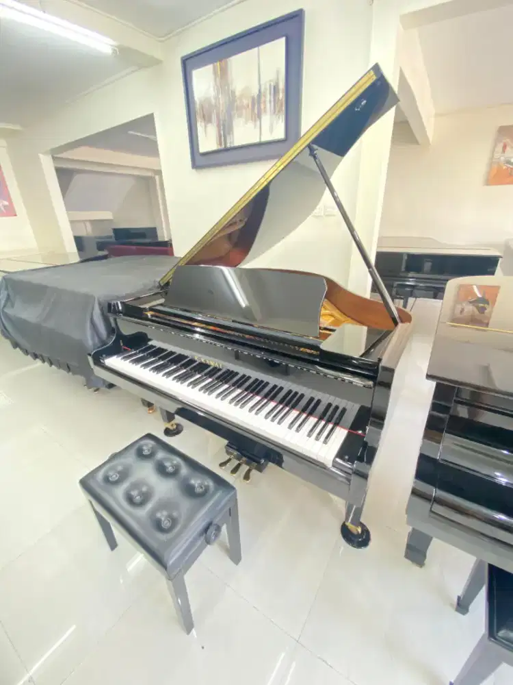 K. Kawai GL-10 Baby Grand Piano – Elegant Design & Professional Touch